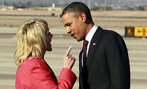 El Presidente de EEUU, Barack Obama y la gobernadora de Arizona, la republicana Jan Brewer
