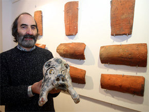 “Tejas que hablan” con inscripciones históricas muy particulares en el Museo Arqueológico de Nájera
