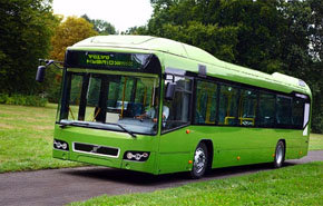 Dos nuevos autobuses urbanos híbridos se suman a los cuatro que prestan servicio desde el verano