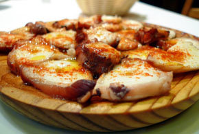 Pulpo A Feira (Pulpo a la Gallega), estrella de la gastronomía de Galicia