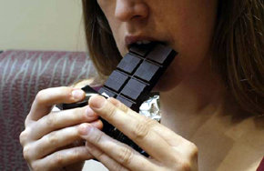 Los que comen chocolate y se ejercitan tienen menor índice de masa corporal