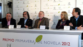 Fernando Savater ganador del Primavera de Novela con “Los invitados de la princesa”