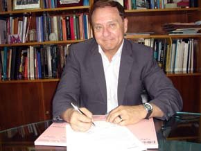 Alfredo Villaverde, ganador del XXX Mundial de Poesía Mística Fernando Rielo