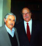 Antonio Skármeta (d) con el autor de este artículo, Marcelo Fernández Romo 