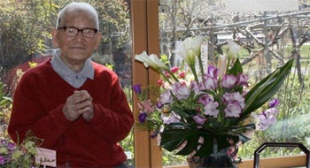 El japonés Jiroemon Kimura, el hombre más anciano del mundo, cumple 115 años