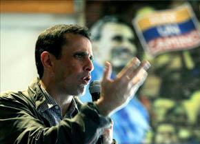 El candidato presidencial de oposición venezolana, Henrique Capriles