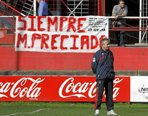 VILLARREAL: Falleció el entrenador Manolo Preciado a un día de fichar