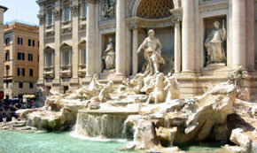 La famosa Fontana di Trevi, en Roma