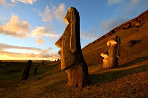 Moai de Isla de Pascua  habrían ido caminando a sus lugares de emplazamiento