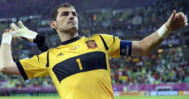 France Football dice que Casillas merecería un Balón de Oro