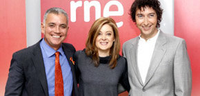 De (i) a (d), Juan Ramón Lucas, Pepa Fernández y Toni Garrido