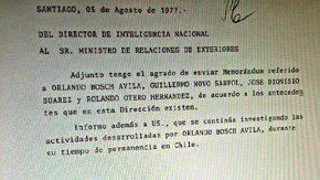 Fotografía de un documento del archivo público de la cancillería chilena 