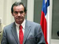 El ministro de Defensa de Chile, Andrés Allamand