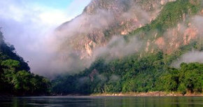 Bolivia promulga la Ley de la Madre Tierra, primera norma jurídica para proteger el medio ambiente