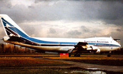 AerolÃ­neas Argentinas  fue fundada en 1950 por el entonces presidente Juan Domingo PerÃ³n y llegÃ³ a ser una de las mayores compaÃ±Ã­as aÃ©reas del mundo  
