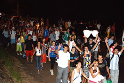 La caravana de peregrinos alcanzÃ³ los 20 kms de longitud(Foto: EfraÃ­n MartÃ­nez Cuevas)