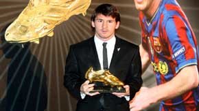 Messi recibió la bota de oro por su gran temporada 2011-2012