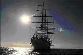¡Qué maravilla! La Fragata Libertad navegando solemne y majestuosa  