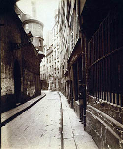 Atget no consiguió ser pintor pero fue pionero de uno de las artes más representativos del siglo XX: la fotografía.