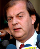 El ministro portavoz del gobierno chileno Francisco Vidal, ha criticado el apoyo que José Mª Aznar ha dado al candidato derechista Sebastián Piñera 