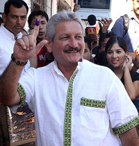 Ruben Costas, el Prefecto de Santa Cruz tambien celebro la victoria del  NO en su region.