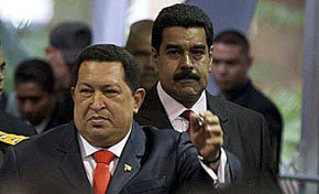 Chávez plantea incierto futuro y designa a Nicolás Maduro como su sucesor