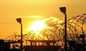 EE UU clausura la oficina encargada de cerrar Guantánamo