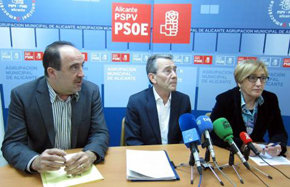 El PSOE valenciano denuncia que el PP paga sobresueldos 'inmorales' a sus diputados de hasta 2.500 euros