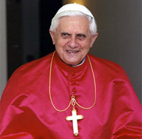 El Papa Benedicto XVI preocupa a los expertos del Vaticano 