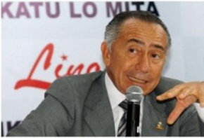 El general retirado y candidato presidencial paraguayo, Lino Oviedo