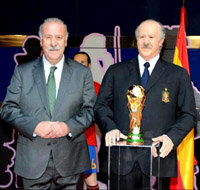 Del Bosque y su doble de Cera