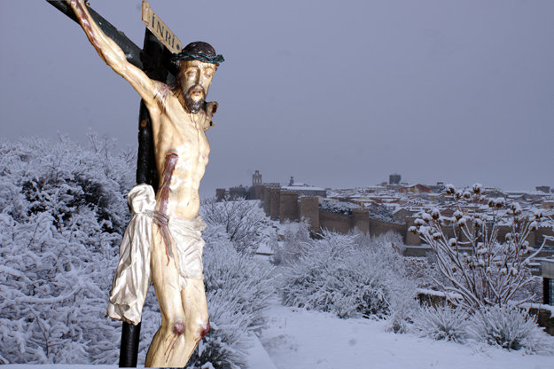 Ávila, la “Jerusalén castellana”, escenario perfecto para una Semana Santa íntima y marcial