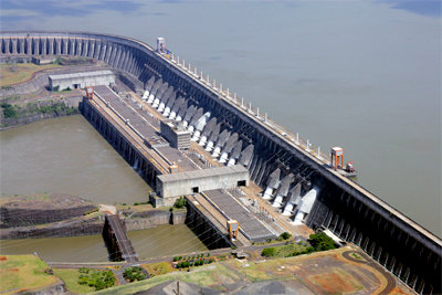 La presa de Itaipú, objeto de un Tratado entre Paraguay y Brasil y sobre el cual, los brasileños no cederán un ápice