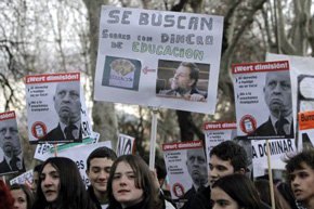 La escuela pública convoca una huelga general educativa para el 9 de mayo 