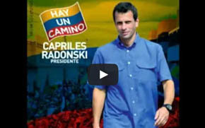 Henrique Capriles,  en la recta final de la campaña, apoyado por Willie Colón