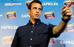 El Poder Electoral aprueba revisar todos los votos y Capriles acepta 

