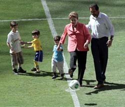 Dilma Rousseff inauguró el estadio de Brasilia