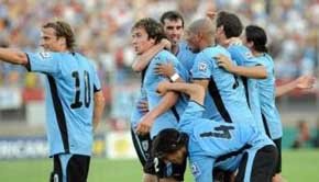 Los reservados de Uruguay para el debut ante España