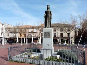 Monumento a Isabel La Católica en Medina del Campo...