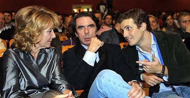 Esperanza Aguirre junto a José María Aznar