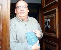 José María Muñoz Quirós: “Voy a la poesía con la ingenuidad del primer poema”