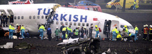 Avión de la Turkish Airlines accidentado en el aeropuerto de Schiphol de Ámsterdam
