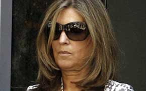 Rosalía Iglesias, esposa de Bárcenas y también imputada por la Gürtel, a la salida de la Audiencia Nacional / EFE