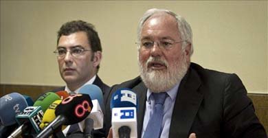 Arias Cañete, mitad ministro de medio ambiente mitad empresario del bunkering 