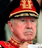 Pinochet y la revelación de que poseía armas químicas