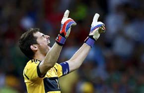 Iker Casillas: 150 internacionalidades como Matthäus