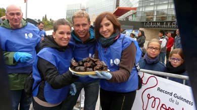 Burgos consigue el Guinness a la Morcilla Más Larga del Mundo