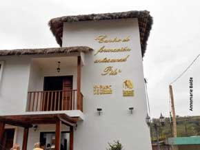 Pile de Manabí y sus famosos sombreros de paja toquilla