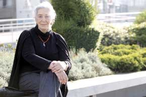 Clara Janés, autora del poemario “Orbes del sueño”