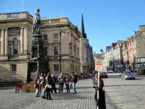 Edimburgo, la ciudad de los muertos vivientes